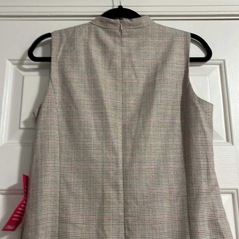 Gal Meets Glam Philippa Plaid Sleeveless Dress with Bow - Picture 6 of 11
